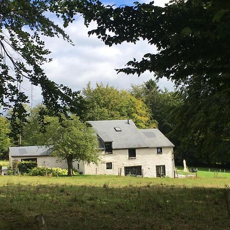 La Gotale - Maison D' Amis Manhay Exteriör bild