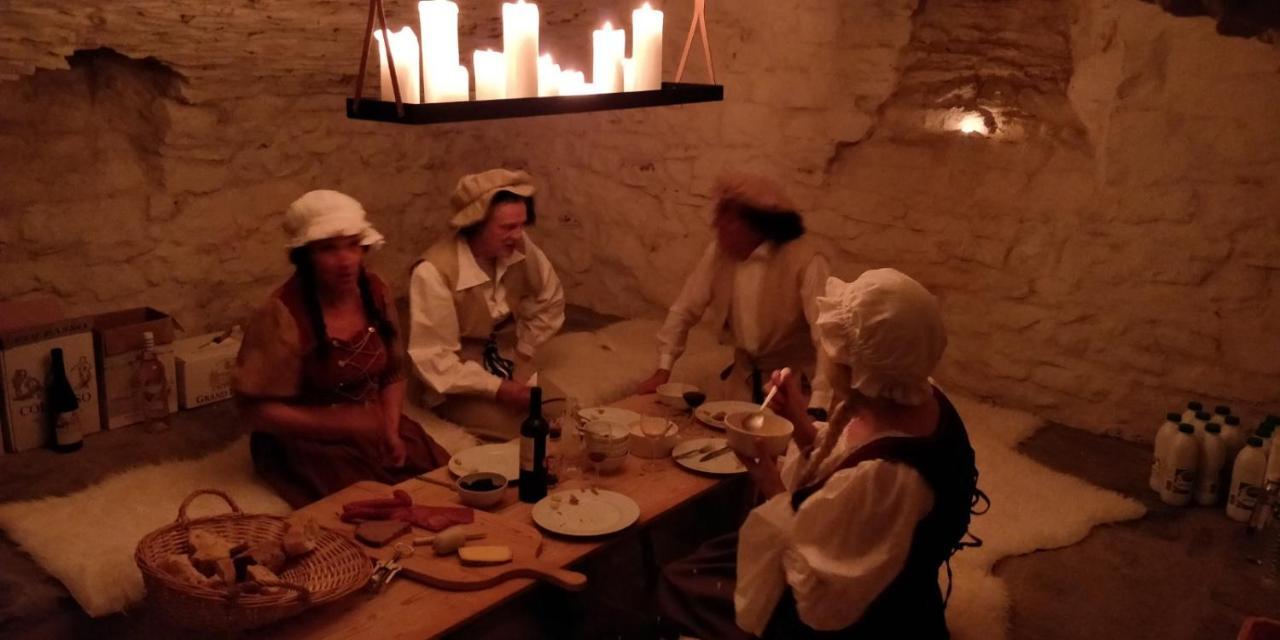 La Gotale - Maison D' Amis Manhay Exteriör bild