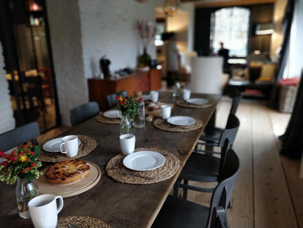 La Gotale - Maison D' Amis Manhay Exteriör bild